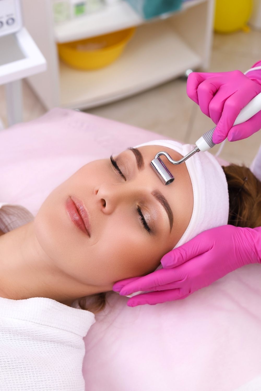 High-Frequency Facial Benefits for Skin